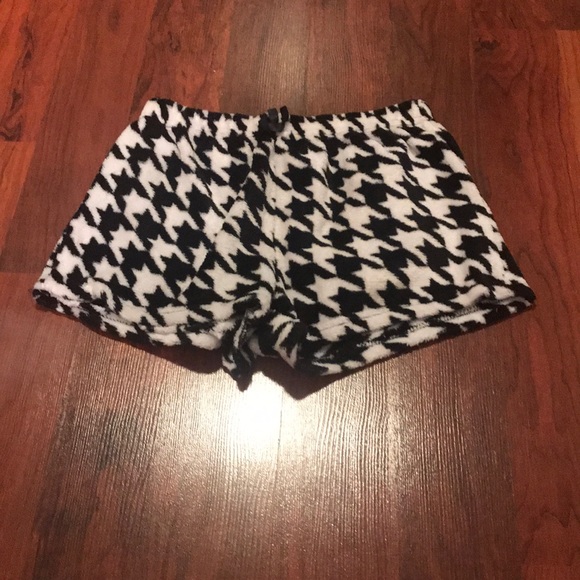 Chili Peppers Black & White Fuzzy Shorts - Picture 2 of 4